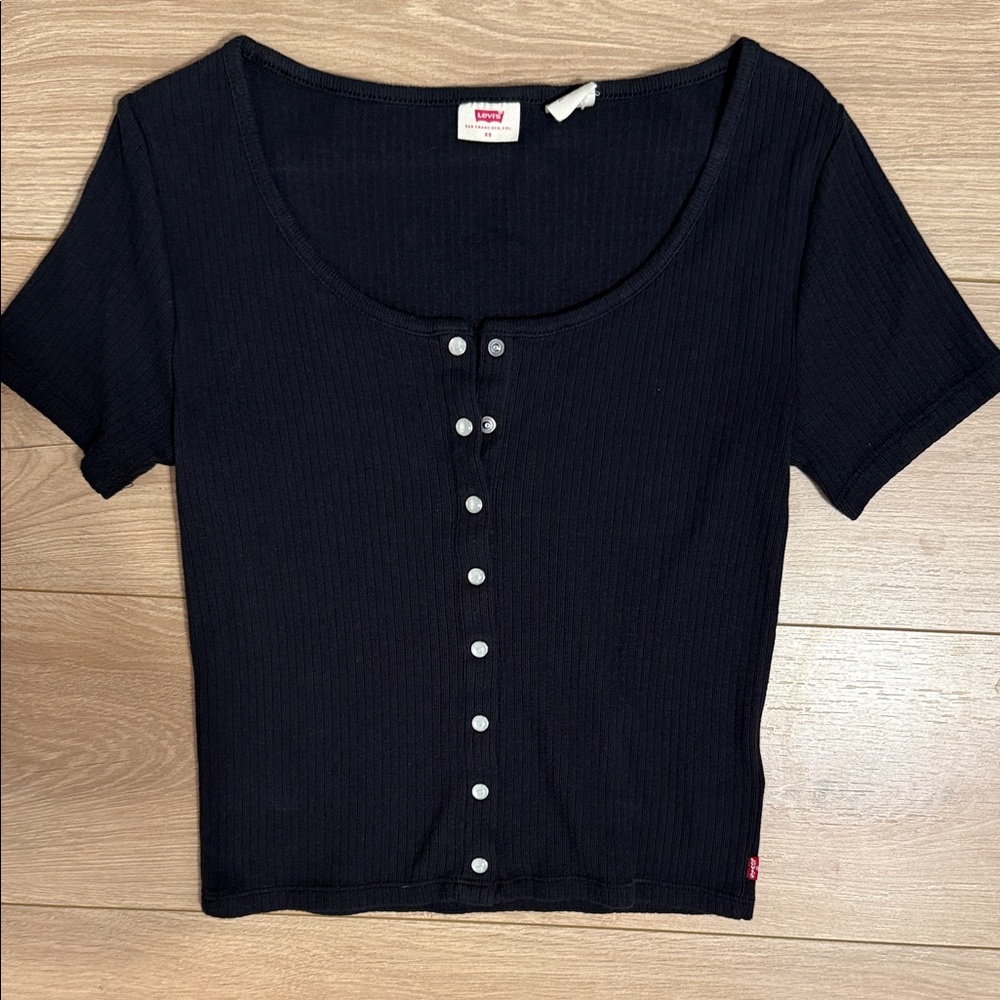 Levi's Black Button-Front Crop Top